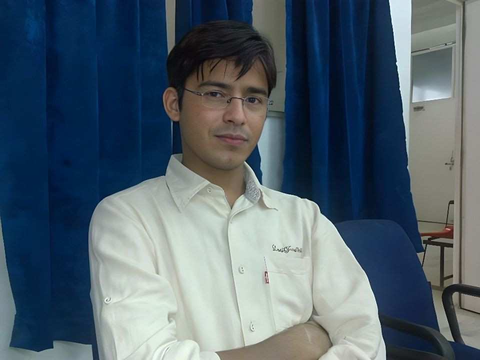 Dr Arun Kumar Sharma orthopedic specialist at Dr Arun Sharma Clinic Jaipur